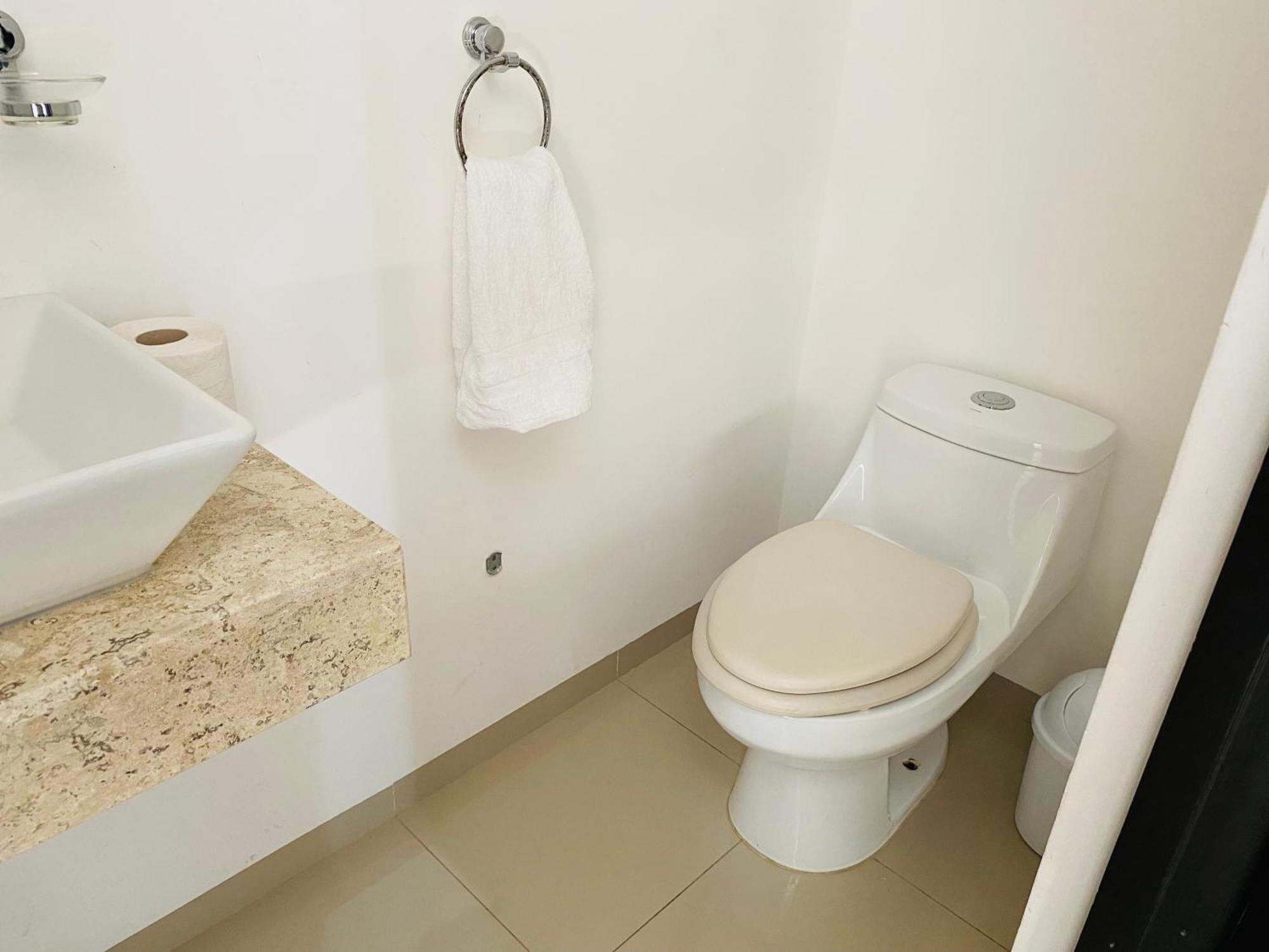 Casa Grande Y Comoda Cerca De Zona Industrial San Luis Potosí Екстериор снимка